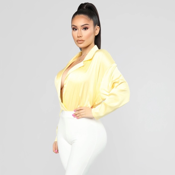 Fashion Nova Satin Collared Bodysuit - Picture 2 of 4